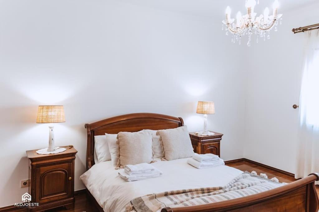Casa Do Patio - 3 Bedrooms, Ponte Rol Торреш-Ведраш Екстер'єр фото